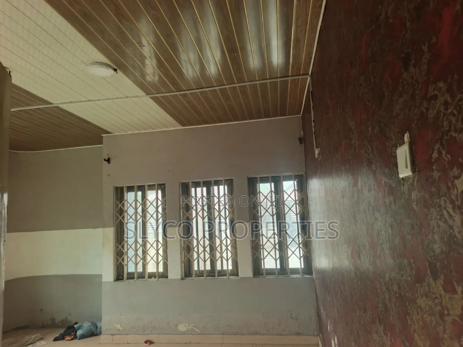 3bdrm House in Koforidua Trom, New-Juaben Municipal for sale
