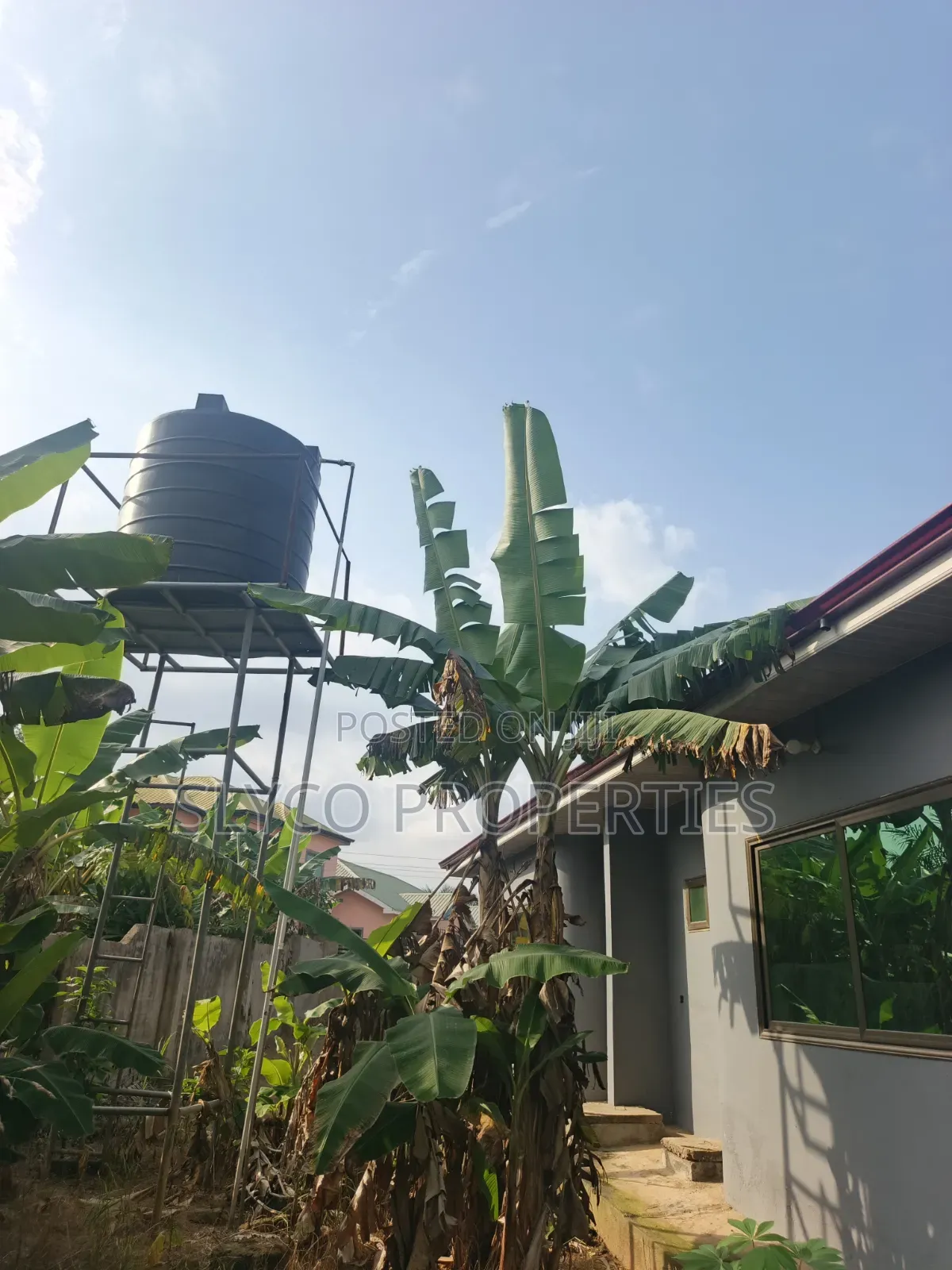 3bdrm House in Koforidua Trom, New-Juaben Municipal for sale