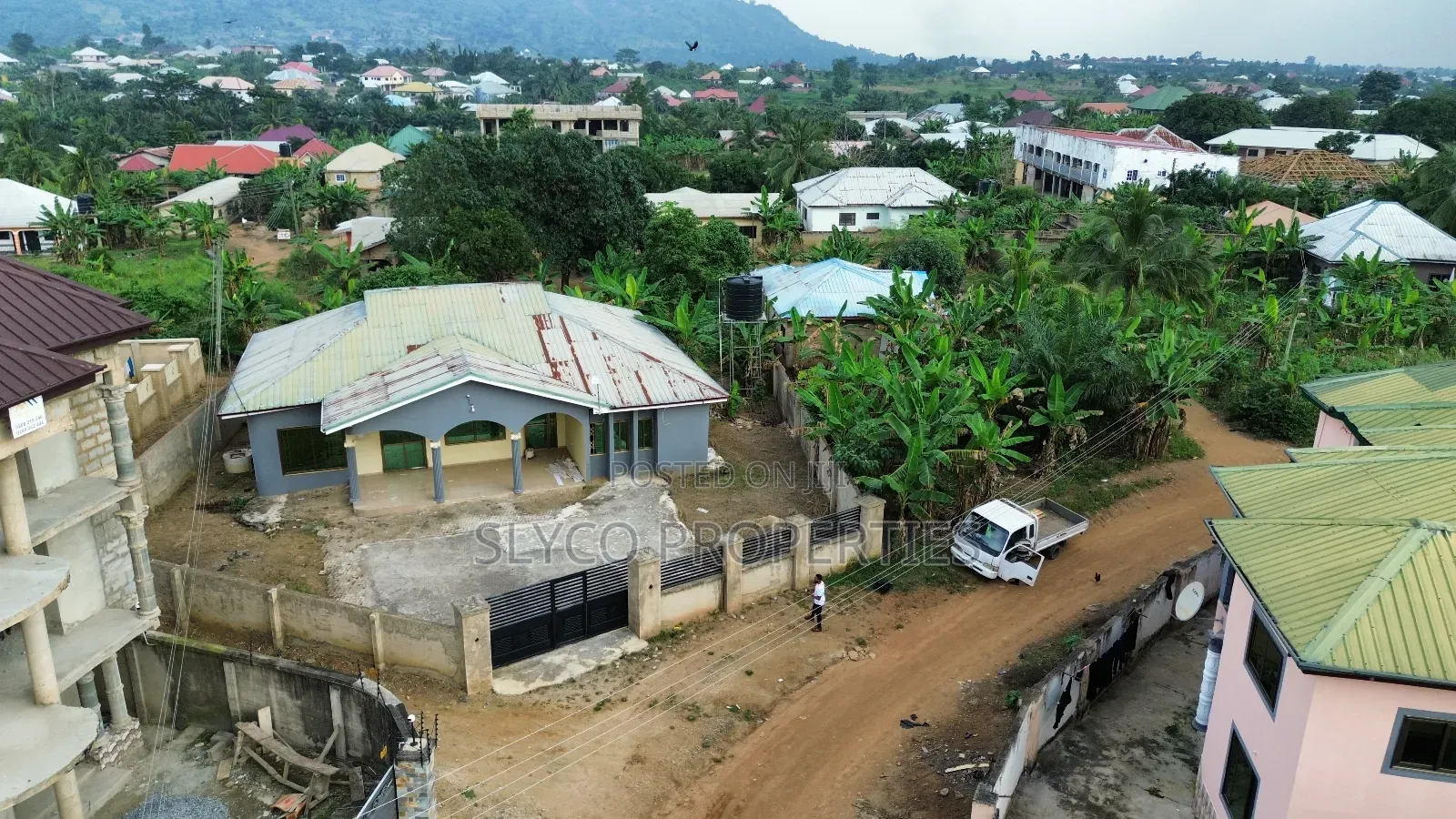 3bdrm House in Koforidua Trom, New-Juaben Municipal for sale