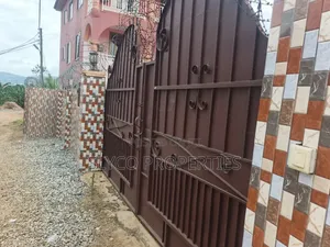 6bdrm Apartment in Koforidua Okorase, New-Juaben Municipal for rent
