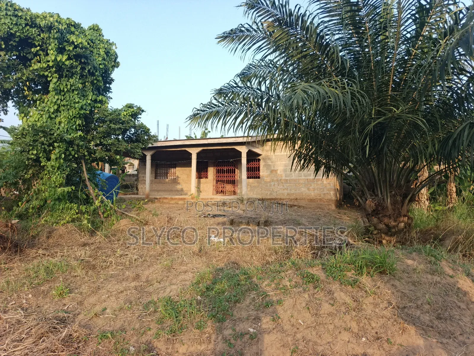 3bdrm House in Koforidua Apenkwa, New-Juaben Municipal for sale