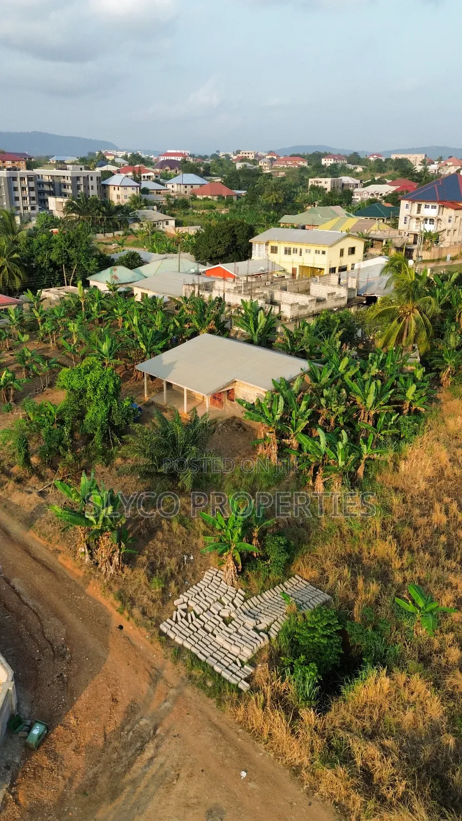 3bdrm House in Koforidua Apenkwa, New-Juaben Municipal for sale