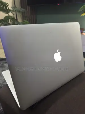 Laptop Apple MacBook 2015 16GB Intel Core i7 SSD 512GB