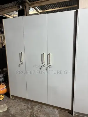 Upgraded Solid 3 Doors Wardrobe// Laminated 3in1 Wardrobe