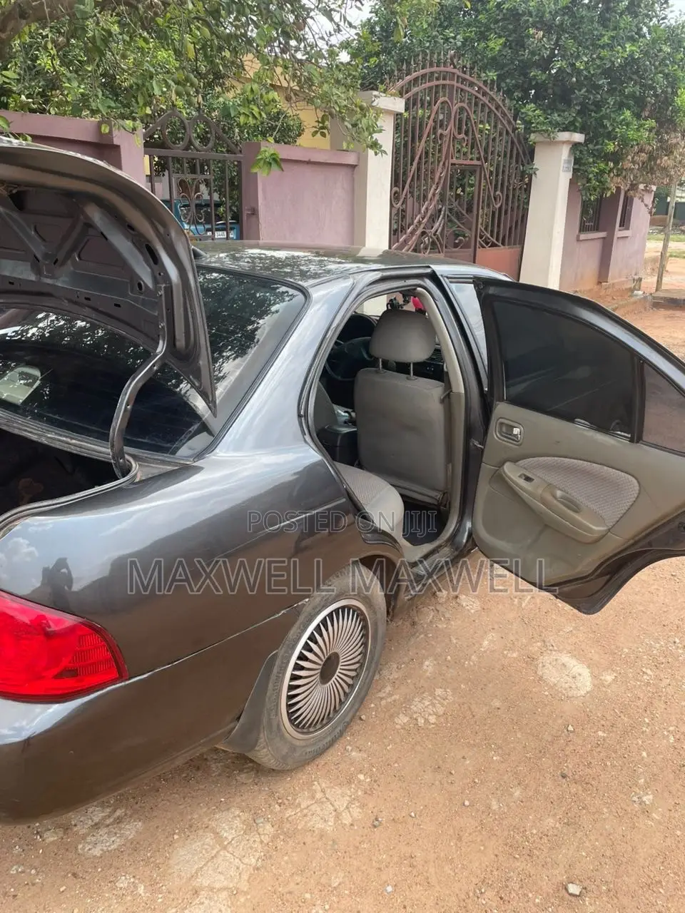 Nissan Sentra SE-R 2002 Ivory