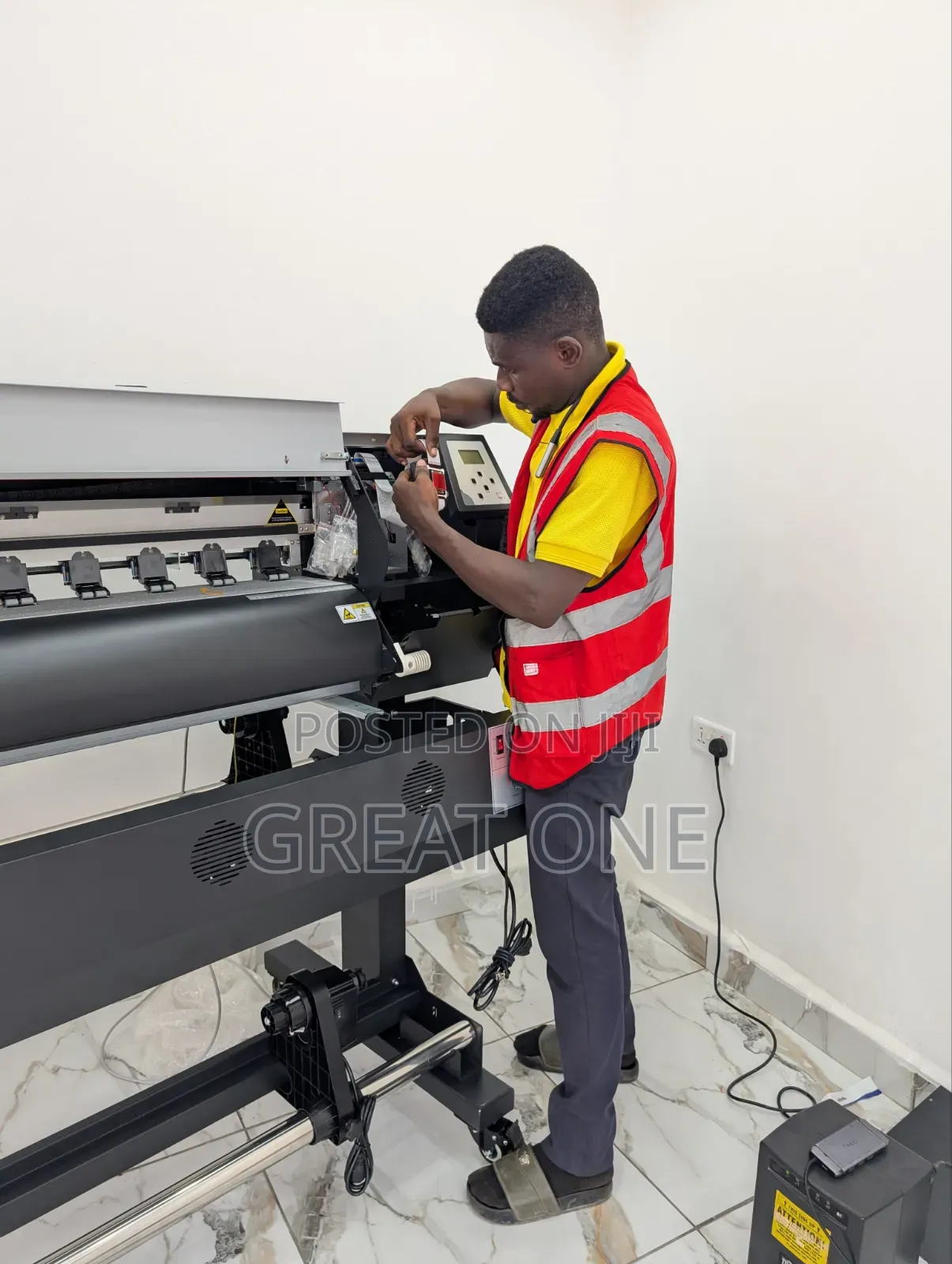 Large Format and DTF Technician and Sales of Spare Parts