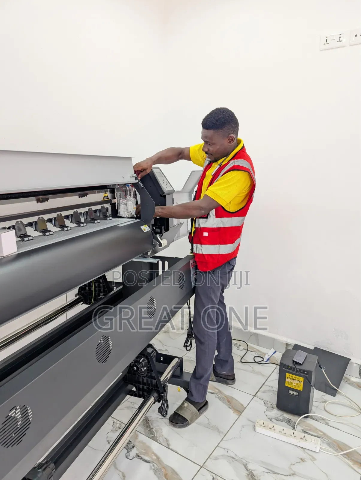 Large Format and DTF Technician and Sales of Spare Parts