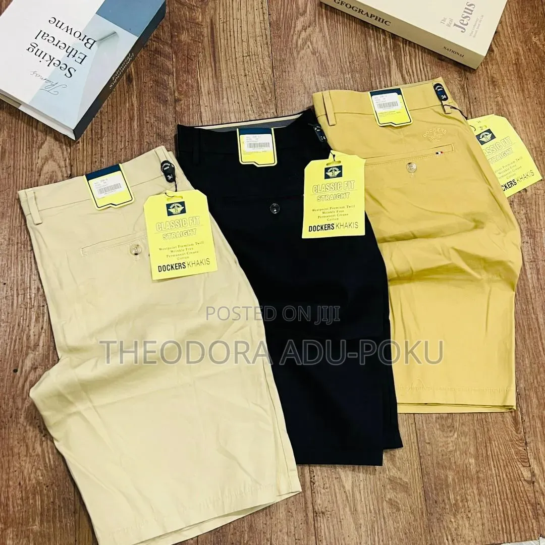 Men Khaki Shorts