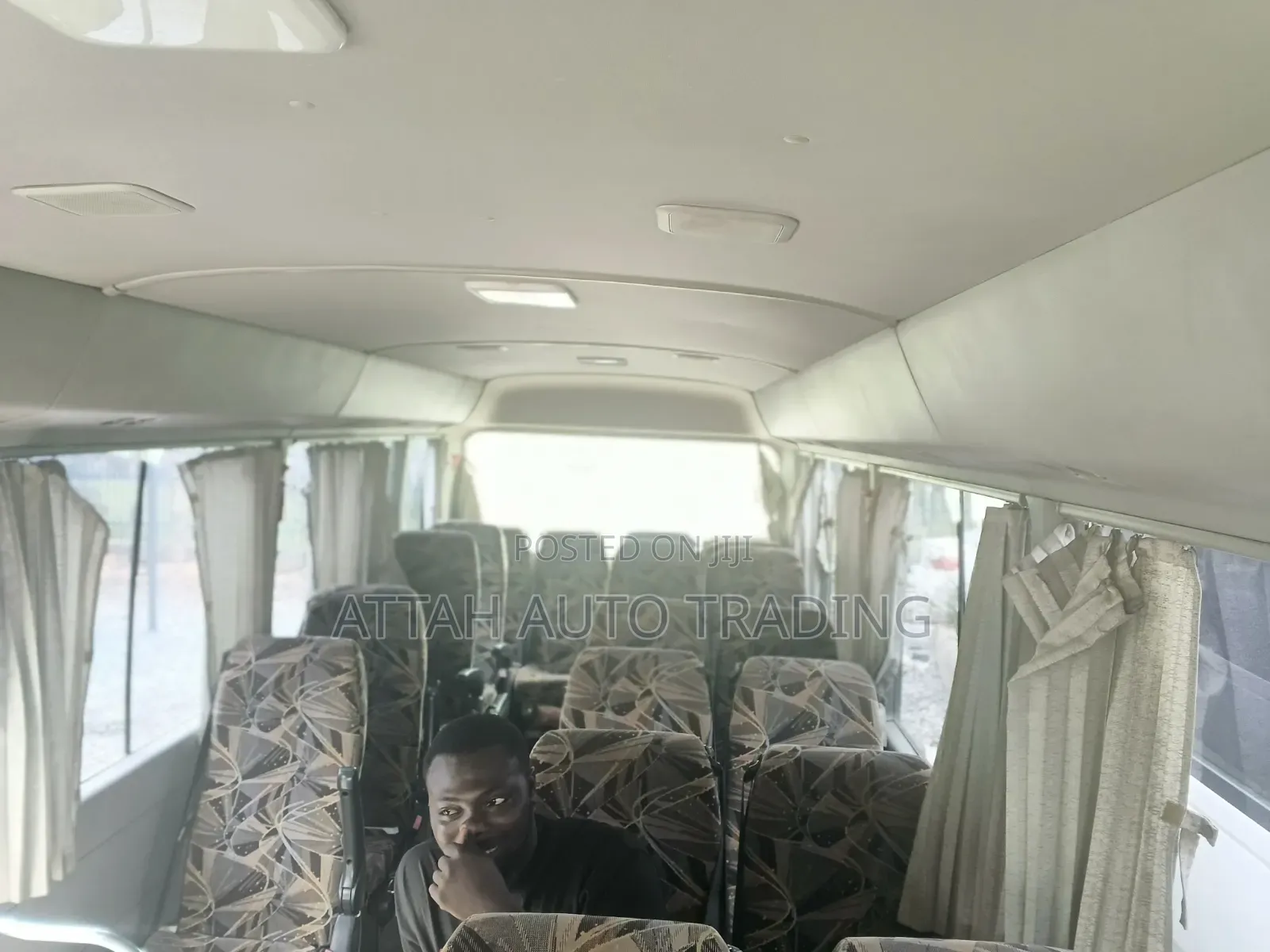 Toyota HiAce 2020 Silver