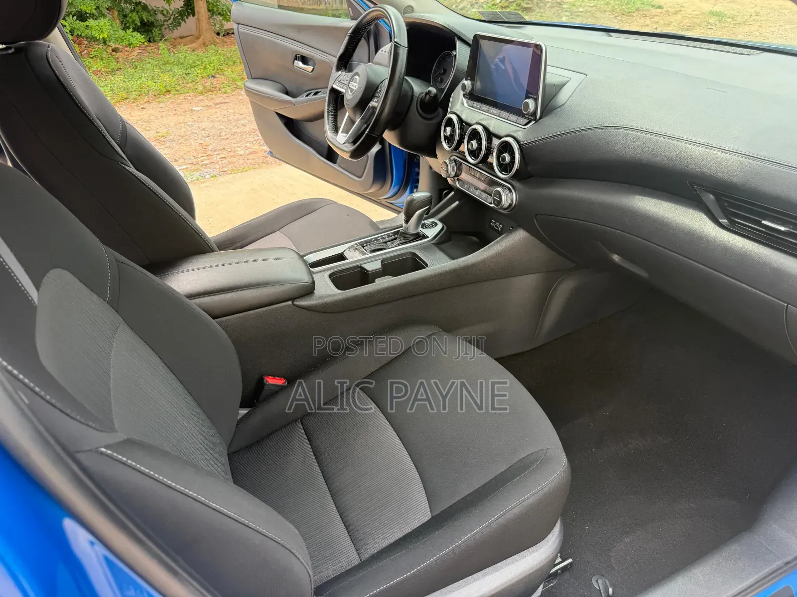 Nissan Sentra 2022 Blue