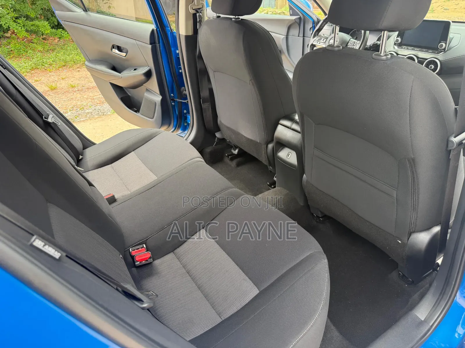 Nissan Sentra 2022 Blue