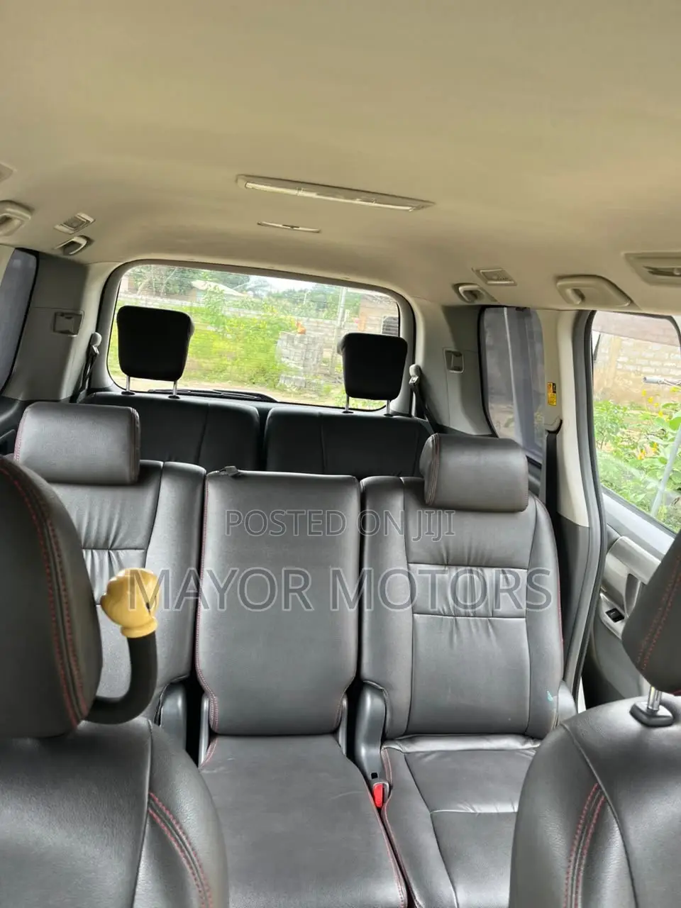Toyota Voxy X L Edition 2WD 8-Seater 2010 White