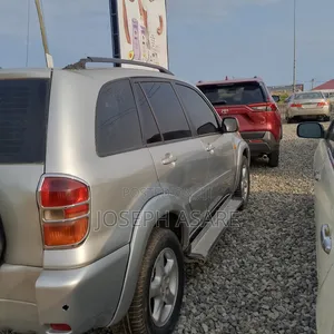 Toyota RAV4 2006 Silver