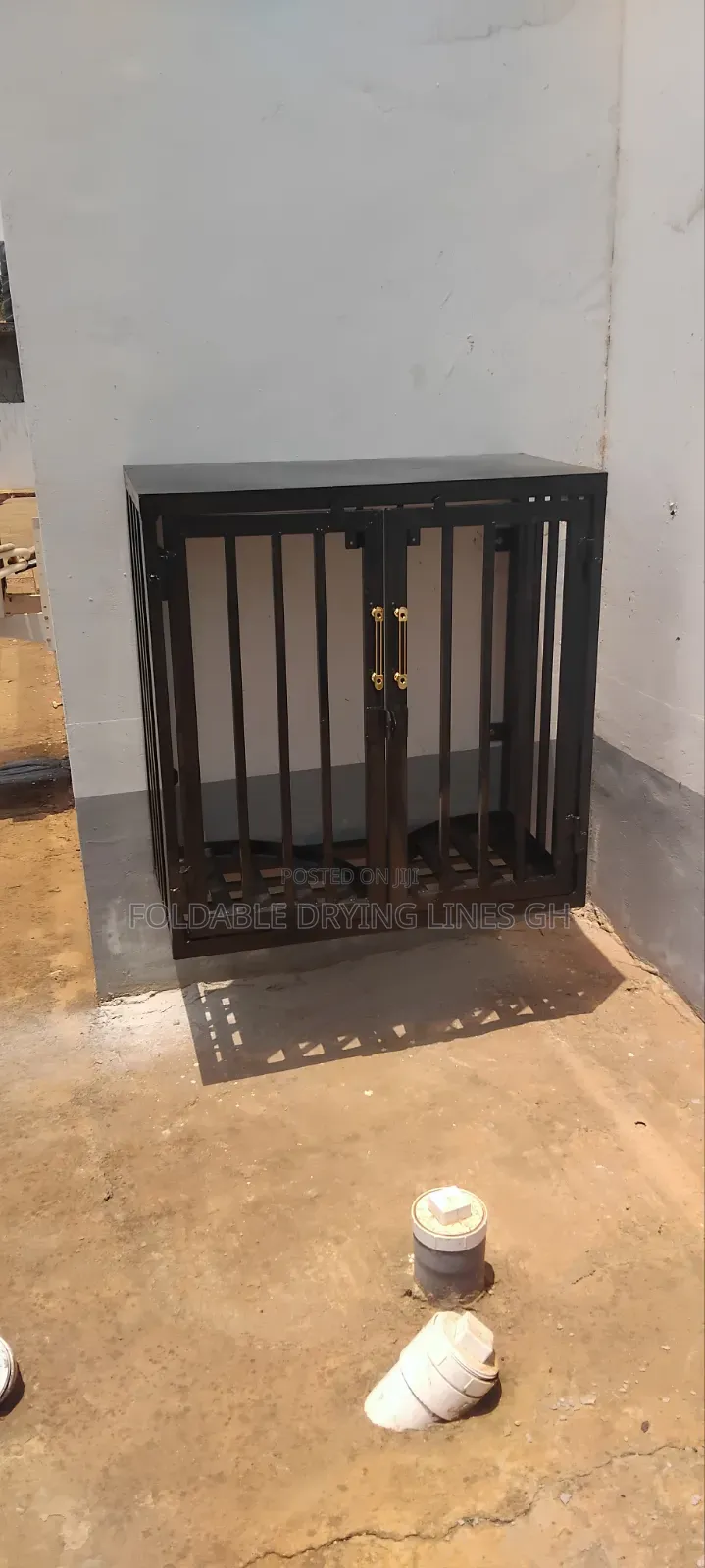 Double Swinging Door Gas Cylinder Cage
