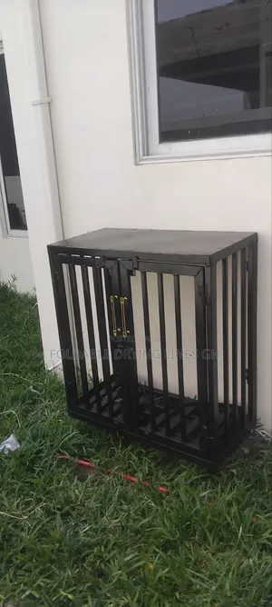 Double Swinging Door Gas Cylinder Cage