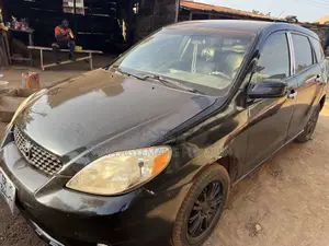 Toyota Matrix Hatchback FWD (1.8L 4cyl 5M) 2007 Black