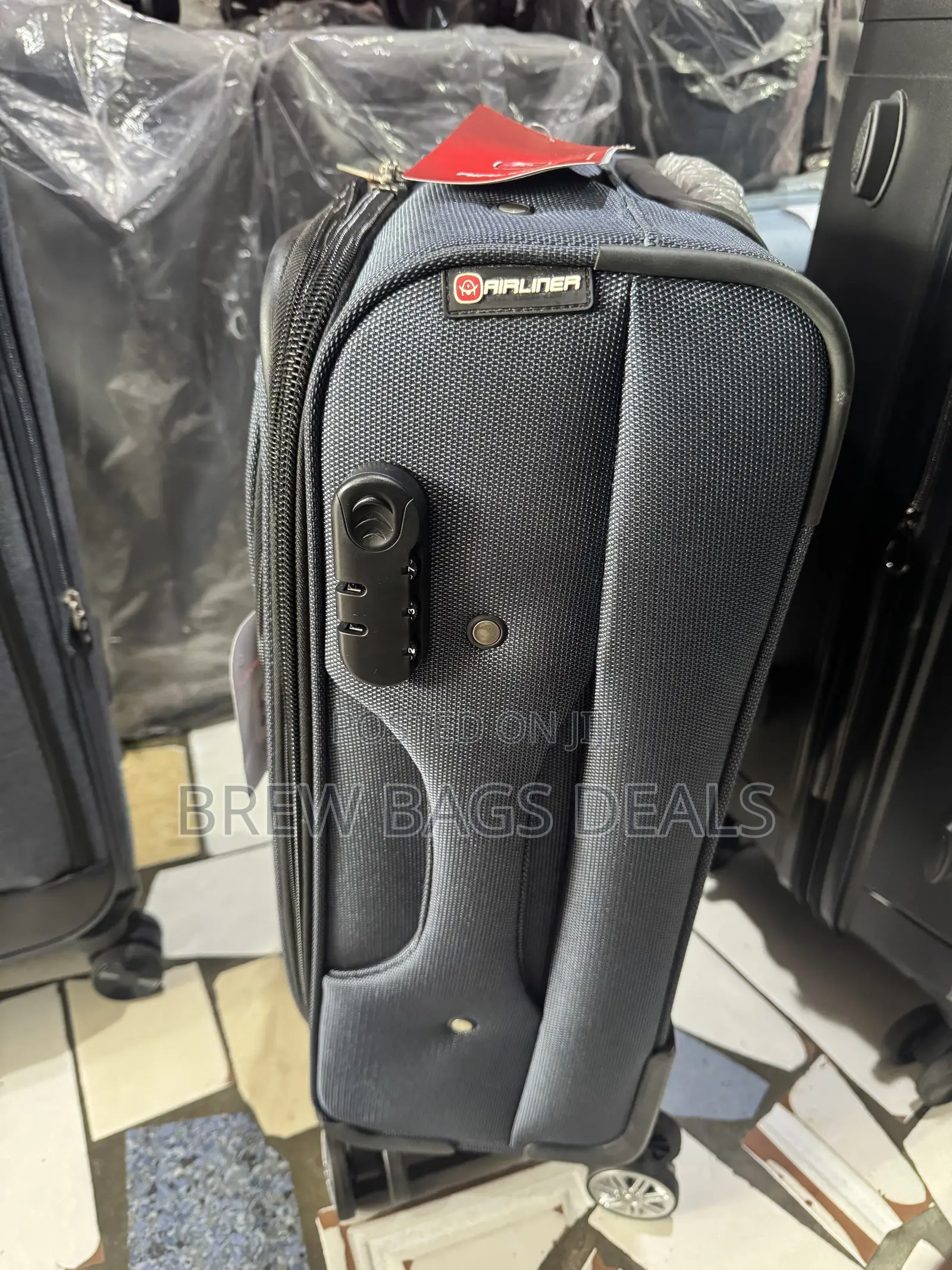 Premium Quality Airliner 20 Inches Hand Luggage Traveling Bag.