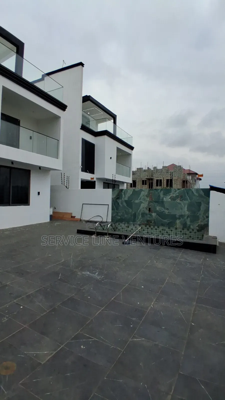 Furnished 4bdrm Duplex in Sirtex Apartment, Accra Metropolitan for sale