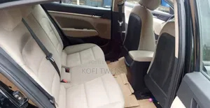 Hyundai Elantra 2020 Black