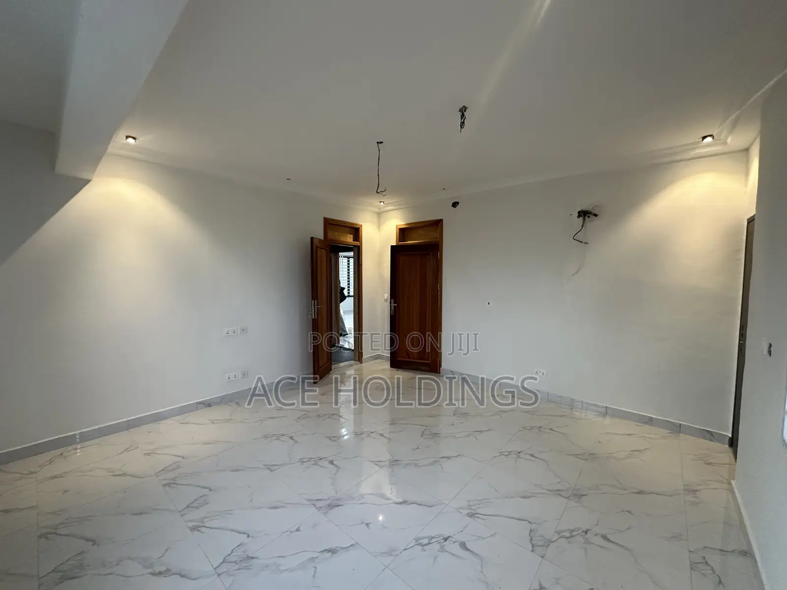 2bdrm Apartment in Nmai Dzorn for rent