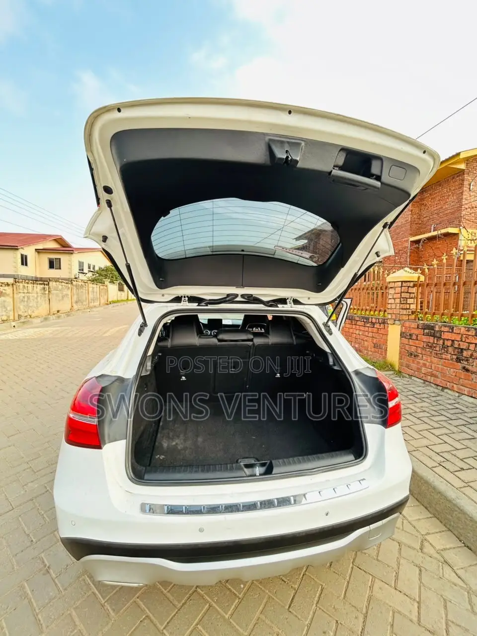 Mercedes-Benz GLA-Class 2017 White