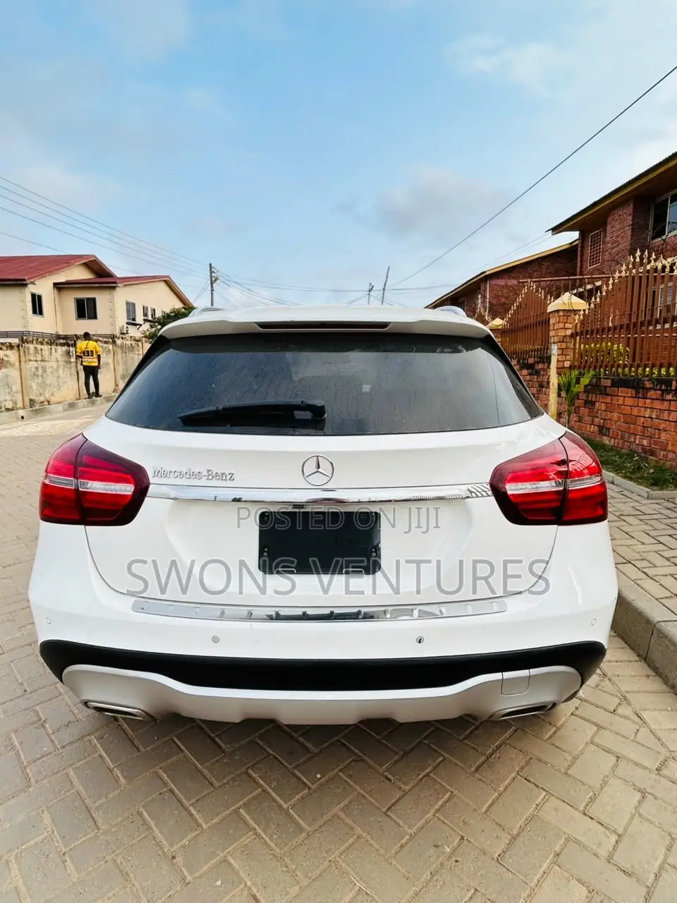 Mercedes-Benz GLA-Class 2017 White