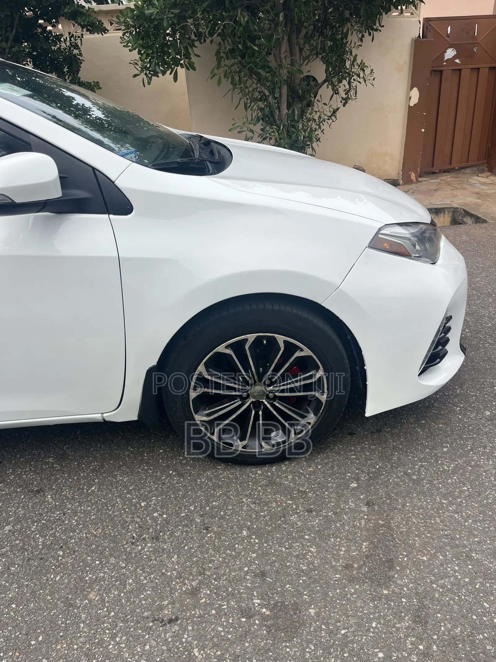 Toyota Corolla 2017 White