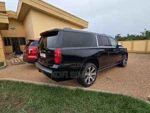Chevrolet Suburban 2017 Black