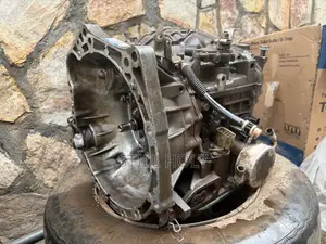 Toyota Vitz 8 Pins Gear Box