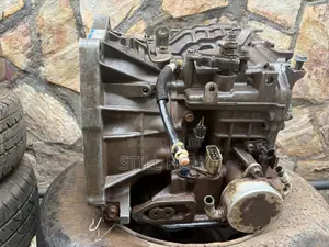 Toyota Vitz 8 Pins Gear Box