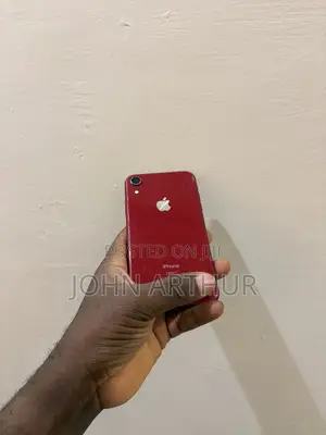 Apple iPhone XR 64 GB Red
