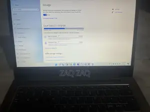 New Laptop Lenovo 4GB Intel SSD 60GB