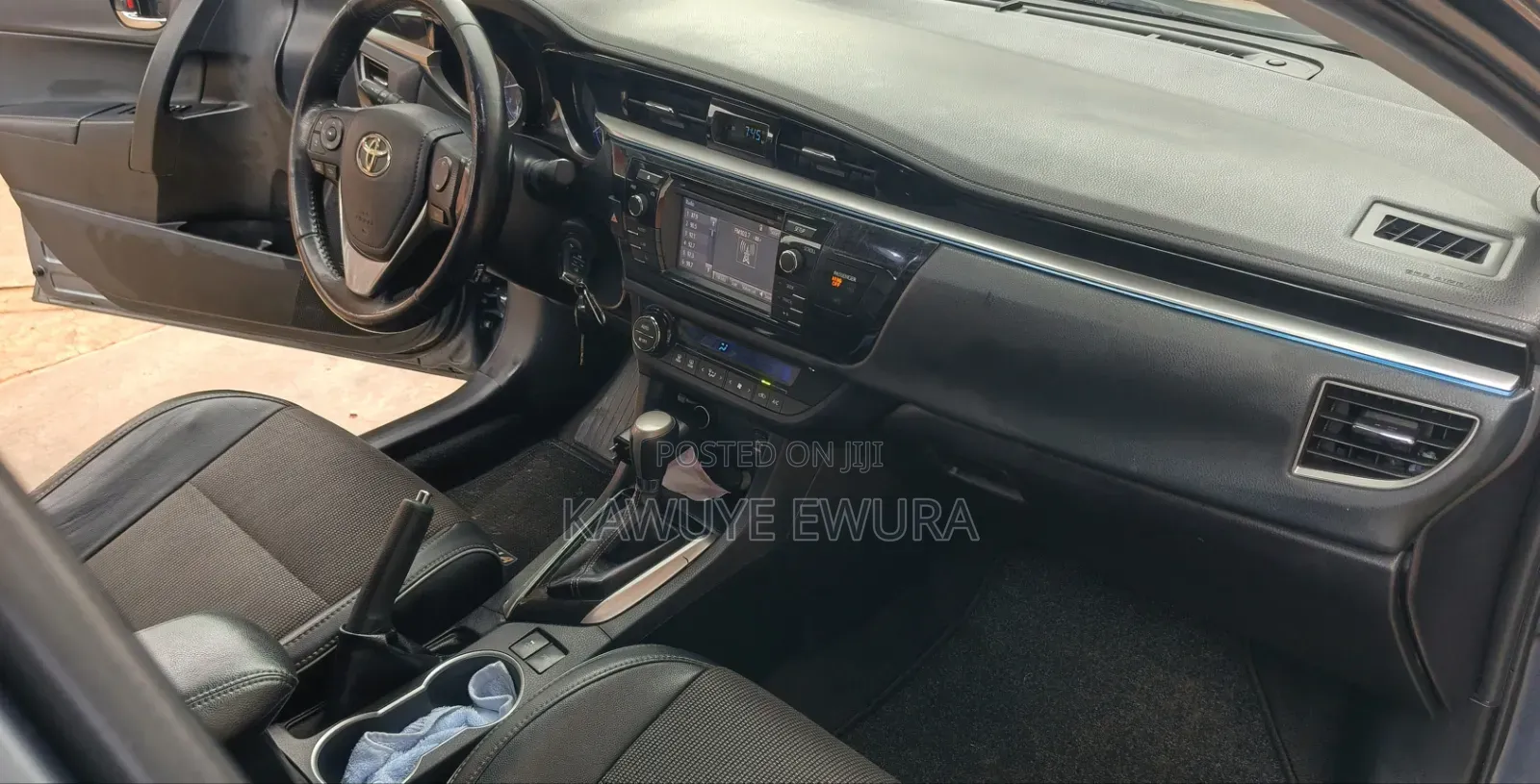 Toyota Corolla 2016 Gray