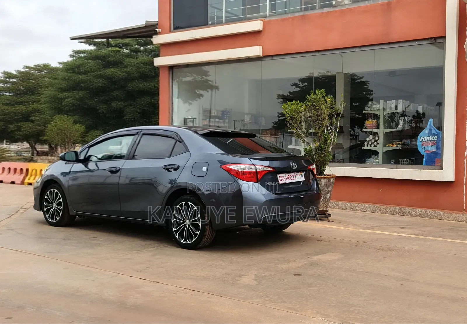 Toyota Corolla 2016 Gray