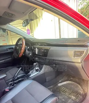 Toyota Corolla 2015 Red