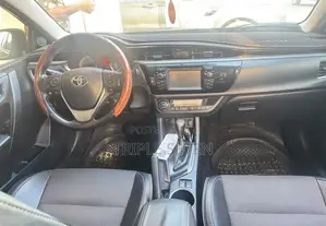 Toyota Corolla 2015 Red