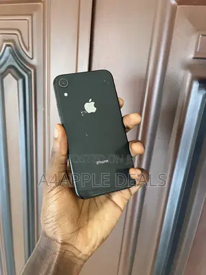 Apple iPhone XR 64 GB Black