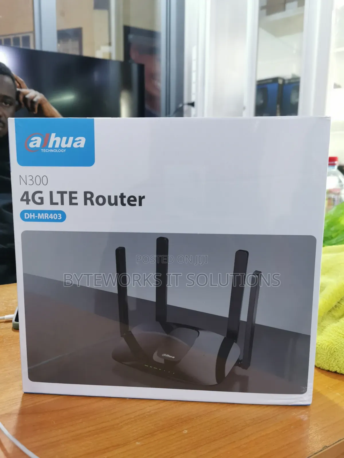 Dahua N300 4g Router