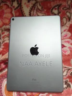 Apple iPad Pro 9.7 (2016) 256 GB Gray