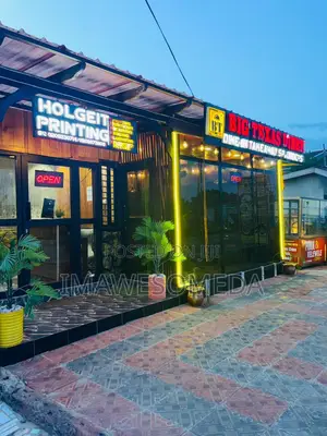 Restaurant Space 3bdrm House in Azumah, West Hills Mall Area for Sale
