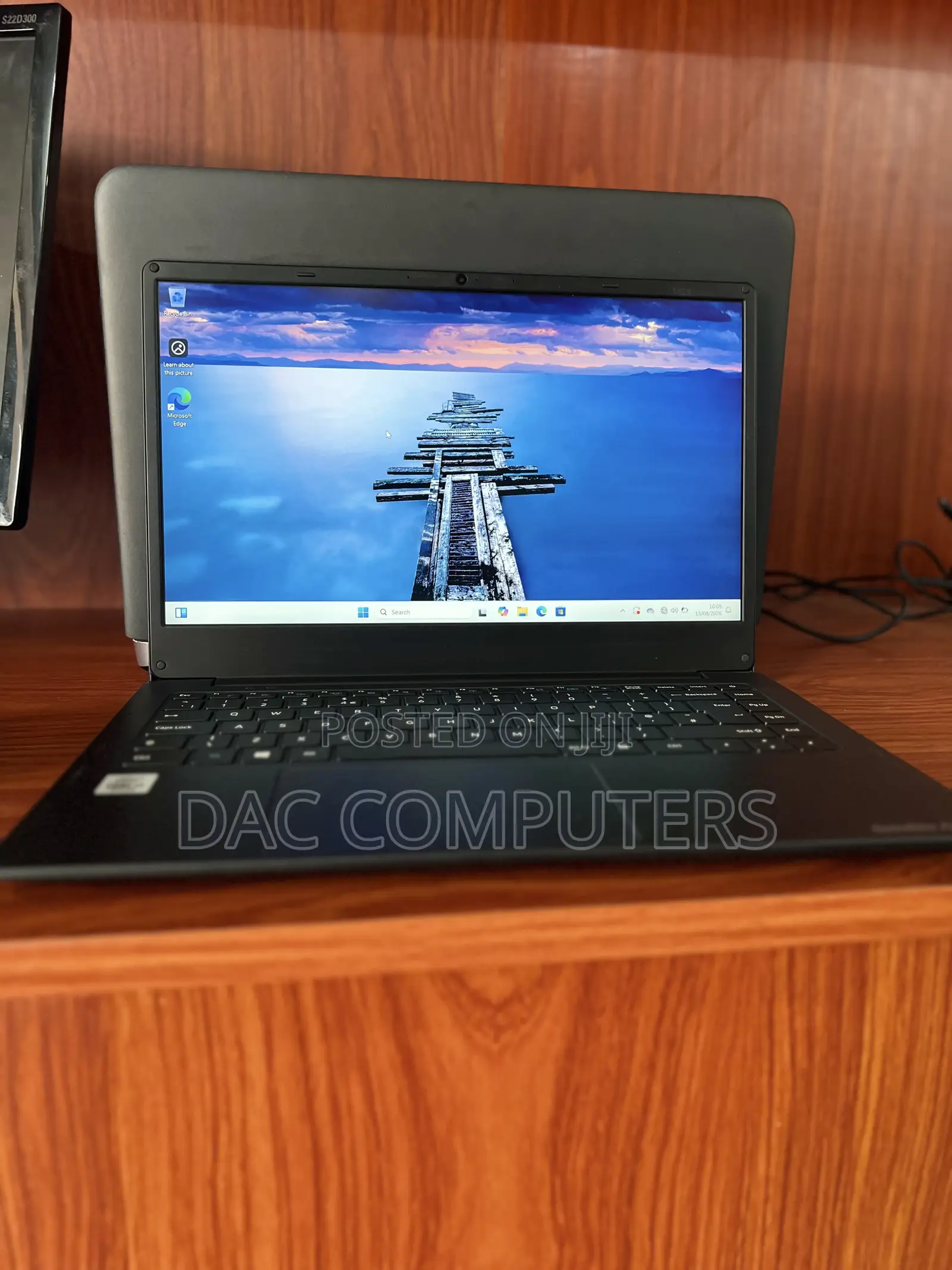 Laptop Dynabook Satellite Pro A40-J 4GB Intel Core i3 SSD 128GB
