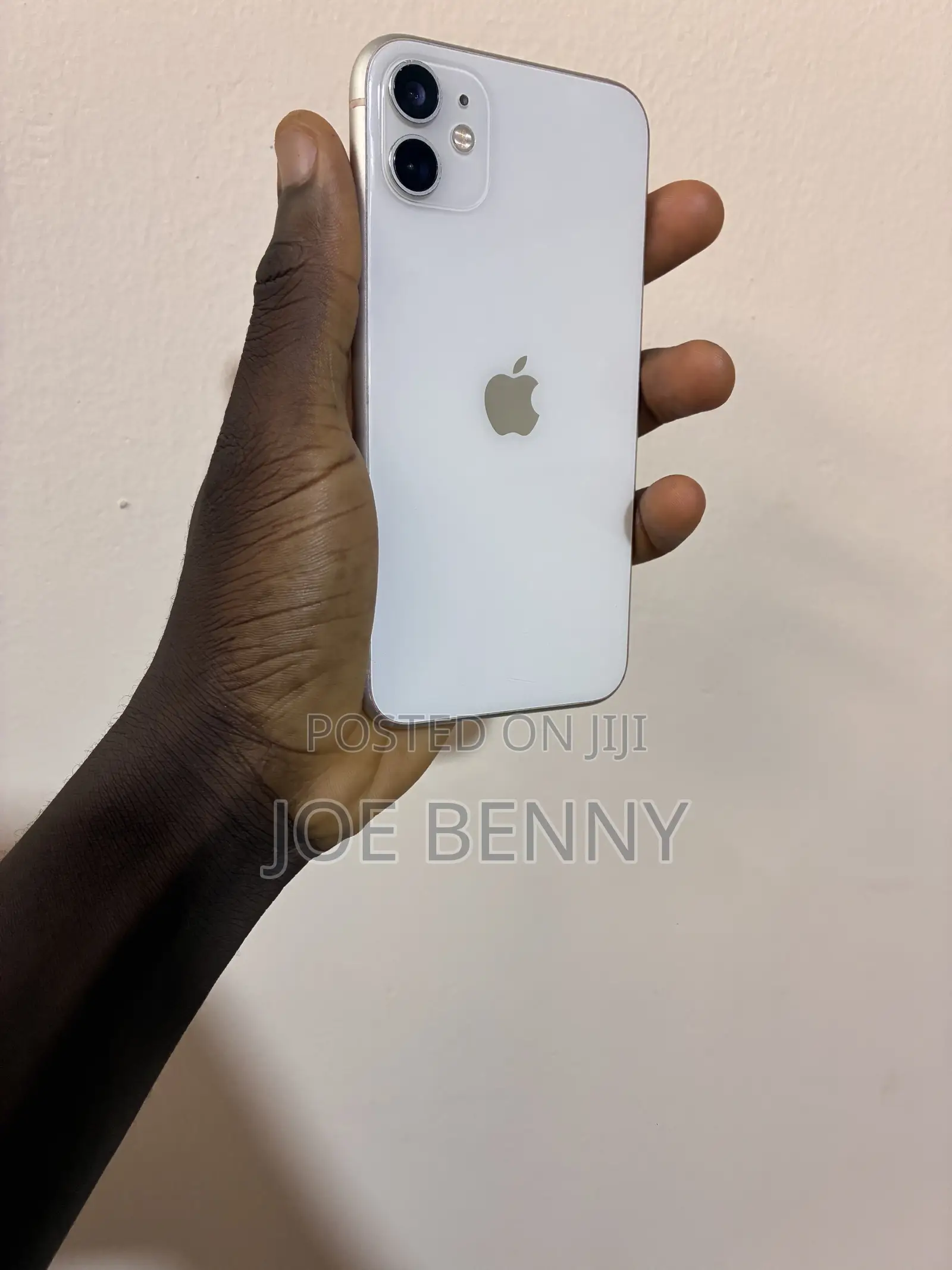 Apple iPhone 11 64 GB White