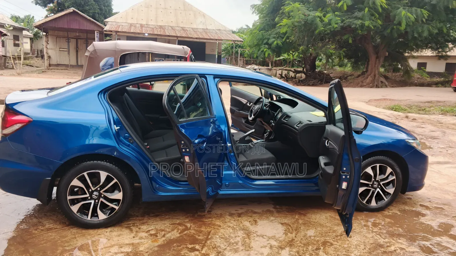 Honda Civic LX 4dr Sedan (1.8L 4cyl 5M) 2015 Blue