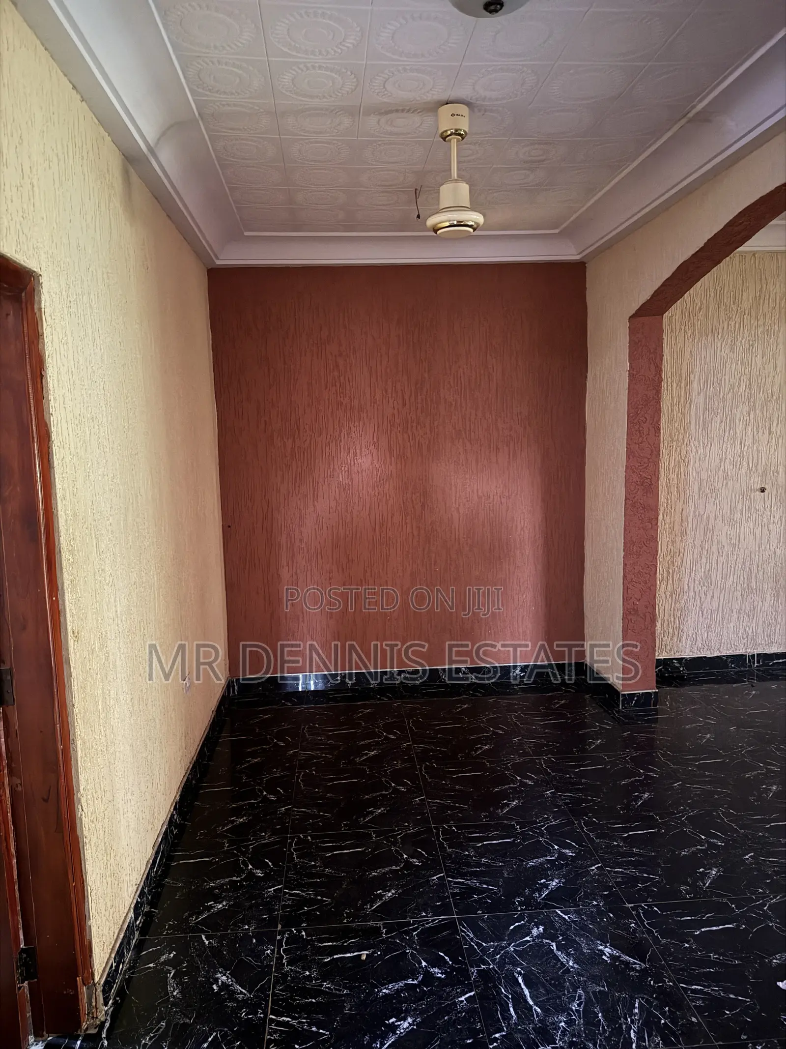 3bdrm Apartment in Westhills Mall for rent
