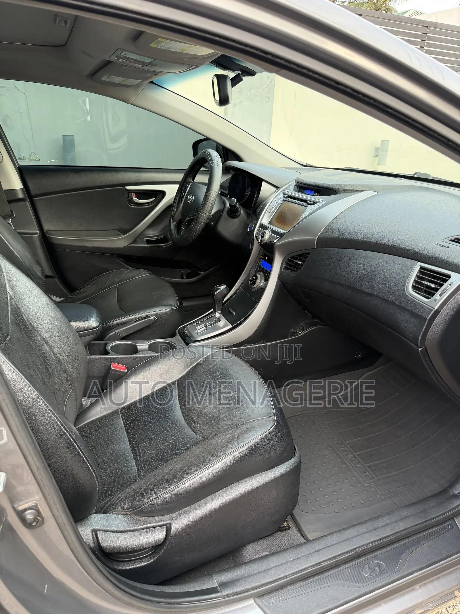 Hyundai Elantra Limited Sedan FWD (1.8L 4cyl 6A) 2013 Gray