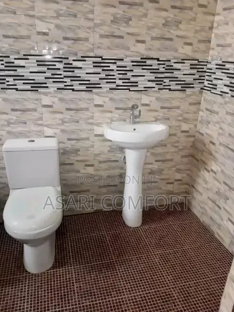 2bdrm House in Cool, Pokuase for rent