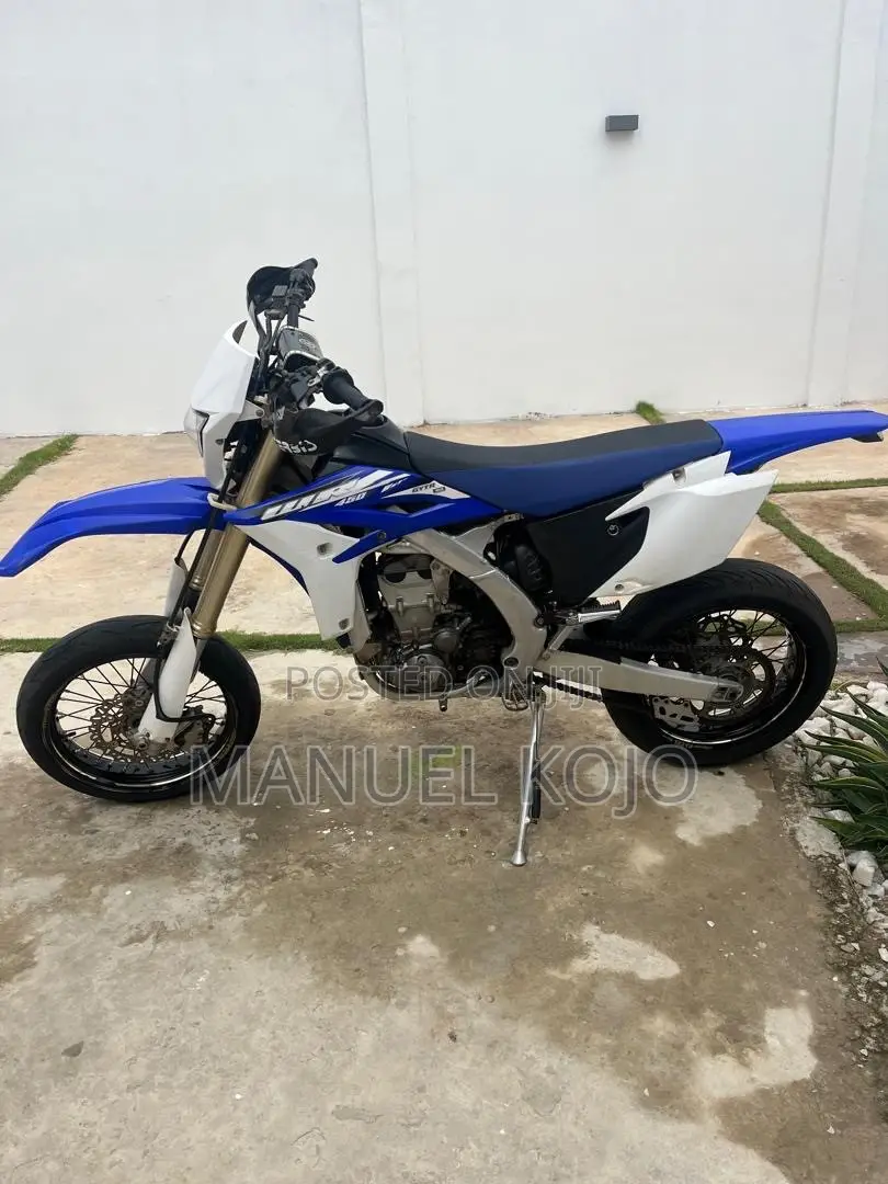 Yamaha 2018 Blue