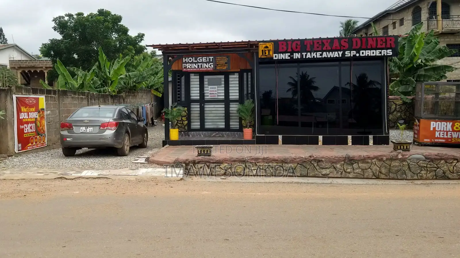 Restaurant Space 3bdrm House in Azumah, West Hills Mall Area for Sale