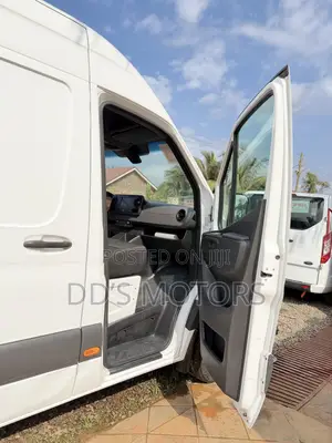 Mercedes-Benz Sprinter 2019 White