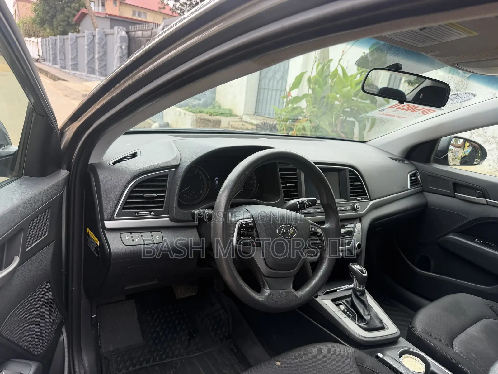 Hyundai Elantra SE 2018 Gray